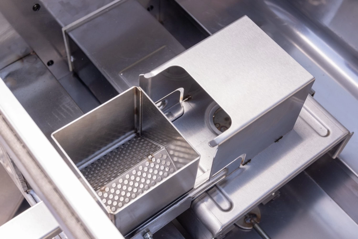 Camp Chef Woodwind PRO 24 With Sidekick <br> Includes Free Cover & 2 X 12.7kg Bags Of Pellets 9 Camp Chef Woodwind PRO 24 With Sidekick <br> Includes Free Cover & 2 X 12.7kg Bags Of Pellets - Image 7