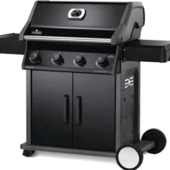 Napoleon Rogue 525 - 4 Burner LPG BBQ